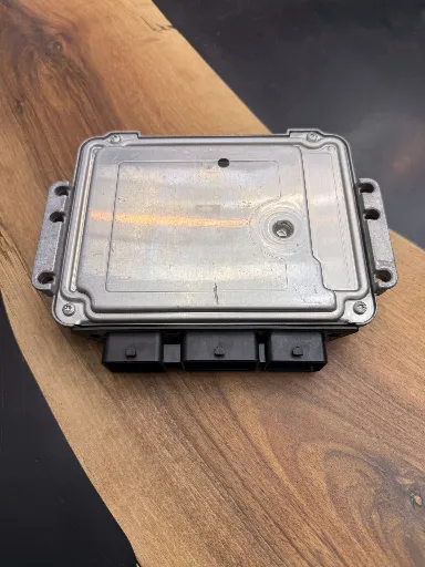 Calculateur Moteur | EDC16C34-2.10 | 0281011630 | 9658576080, autre vue
