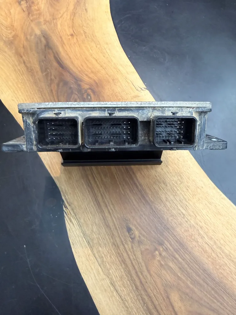 Calculateur Moteur | DCM1.2 | R0410B041C | 8200911560 | 8200909666, photo 3