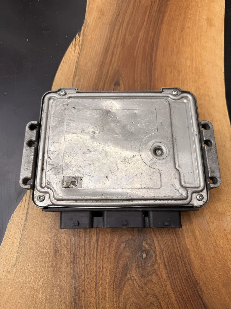 Calculateur Moteur | EDC16C34-4.11 | 0281013872 | 9664843780 | 1039S20163, photo 2