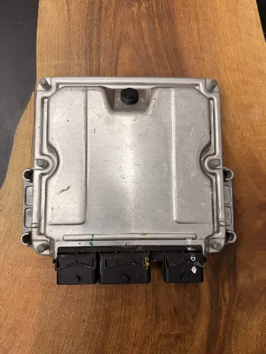 Calculateur Moteur | EDC15C2-10.1 | 0281011780 | 9652966280 | 1039S06555, autre vue