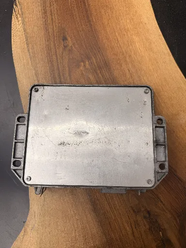 Calculateur Moteur | SAFIR2 | 7700115160 | 21654820-6 | HOM 7700113511, autre vue