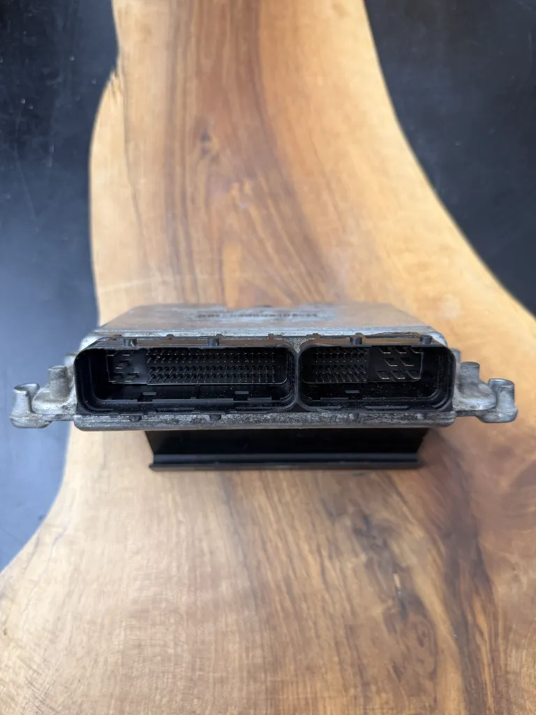 Calculateur Moteur | EDC15Vm+2.V4 | 0281010788 | 8200155523 | HOM8200049304, photo 3