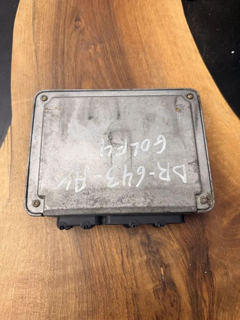 Calculateur Moteur | EDC15V-5.35 |  0281001613 | 038906018J | 28SA3440, photo 2