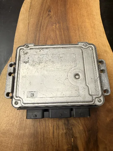 Calculateur Moteur | EDC16C34-2.10 | 0281012468 | 9663268380 | 1039S15664, autre vue