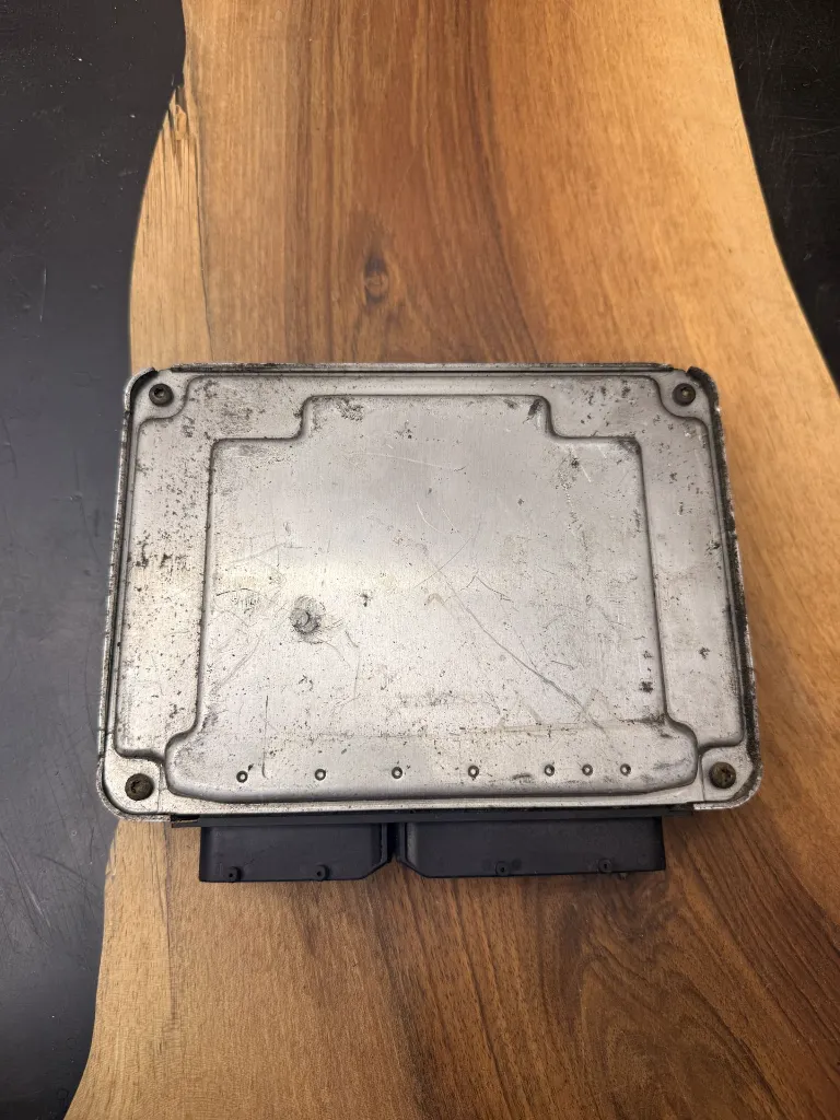 Calculateur Moteur | EDC15P+22.3.2 | 0281010891 | 038906019DQ, photo 2