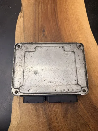 Calculateur Moteur | EDC15P+22.3.2 | 0281010891 | 038906019DQ, autre vue