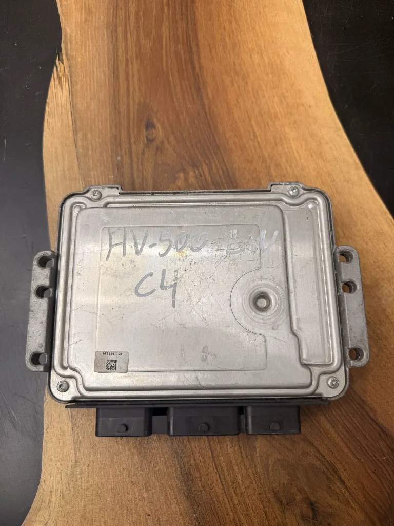 Calculateur Moteur | EDC16C34-4.11 | 0281013331 | 9662213180 | 1039S14811, photo 2