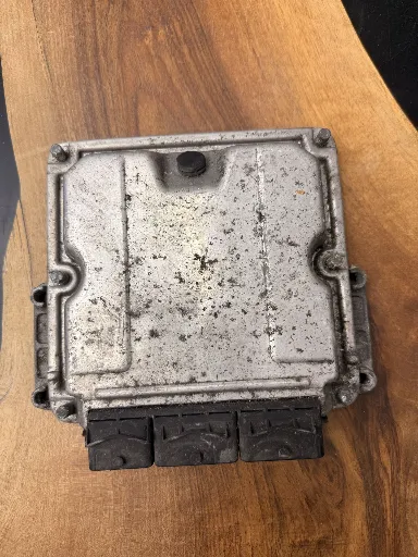Calculateur Moteur | EDC15C3-4.2 | 0281010178 | HOM7700115492, autre vue