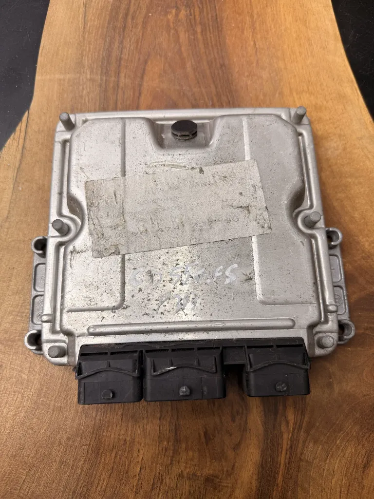 Calculateur Moteur | EDC15C2-11.1 | 0281011081 | 9647472780, photo 2