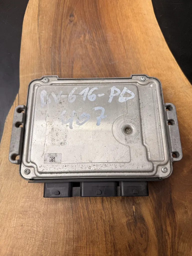 Calculateur Moteur | EDC16C34-2.10 | 0281011633 | 9658945280 | 1039S09917, photo 2