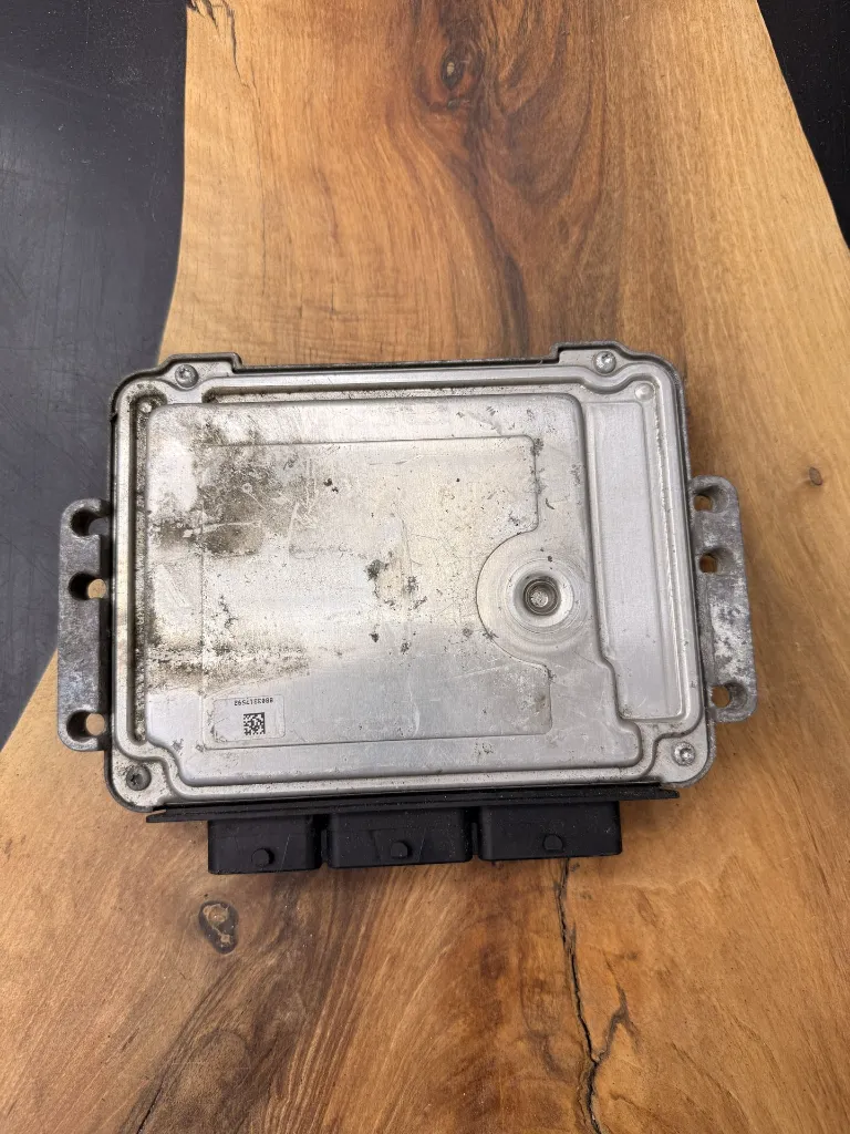 Calculateur Moteur I EDC16C36-4.2 | 0281014546 | 237100055R | 237100238R, photo 2