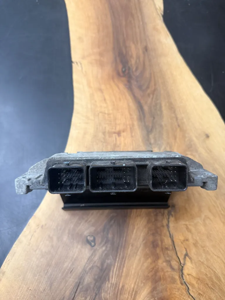Calculateur Moteur I SIM32 | S120200113A | 8200774747 | 8200700695, photo 3