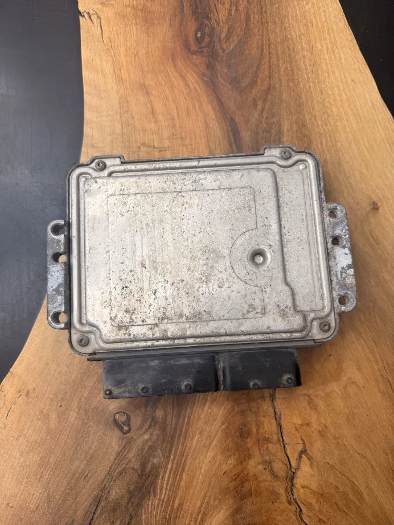 Calculateur Moteur I EDC16C9-3.22 | 0281011667 | 55189924 | 1039S07138, photo 2