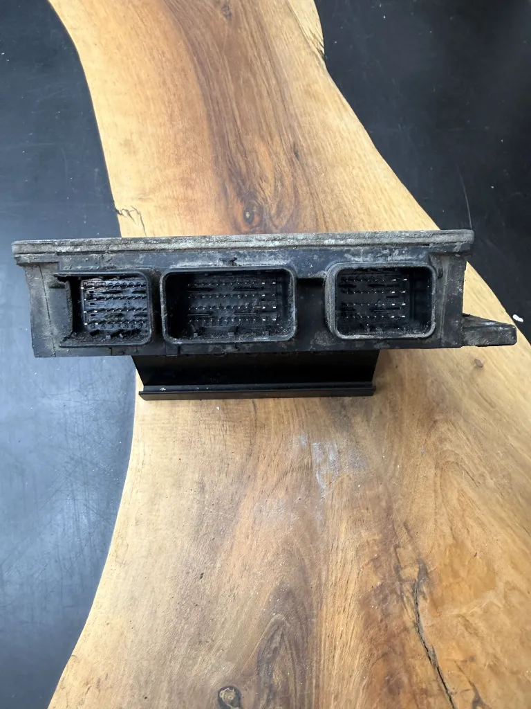Calculateur Moteur I DDCR | R0410B027C | 8200331477 | 8200412258, photo 3