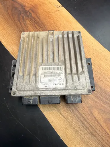 Calculateur Moteur | DCM1.2 | R0410B041C | 8200911560 | 8200909666