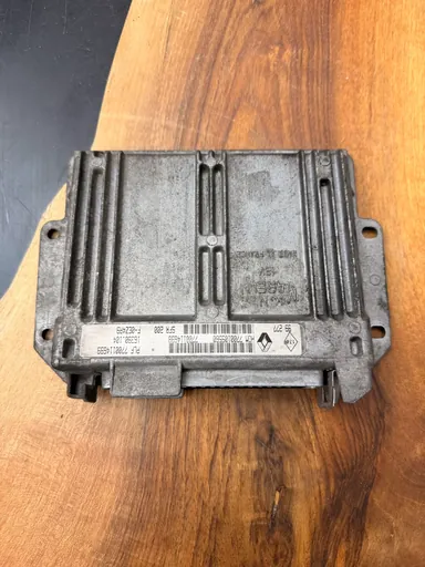Calculateur Moteur | HOM 7700105560 | 7700114698 | PFL7700114699 | SFR200