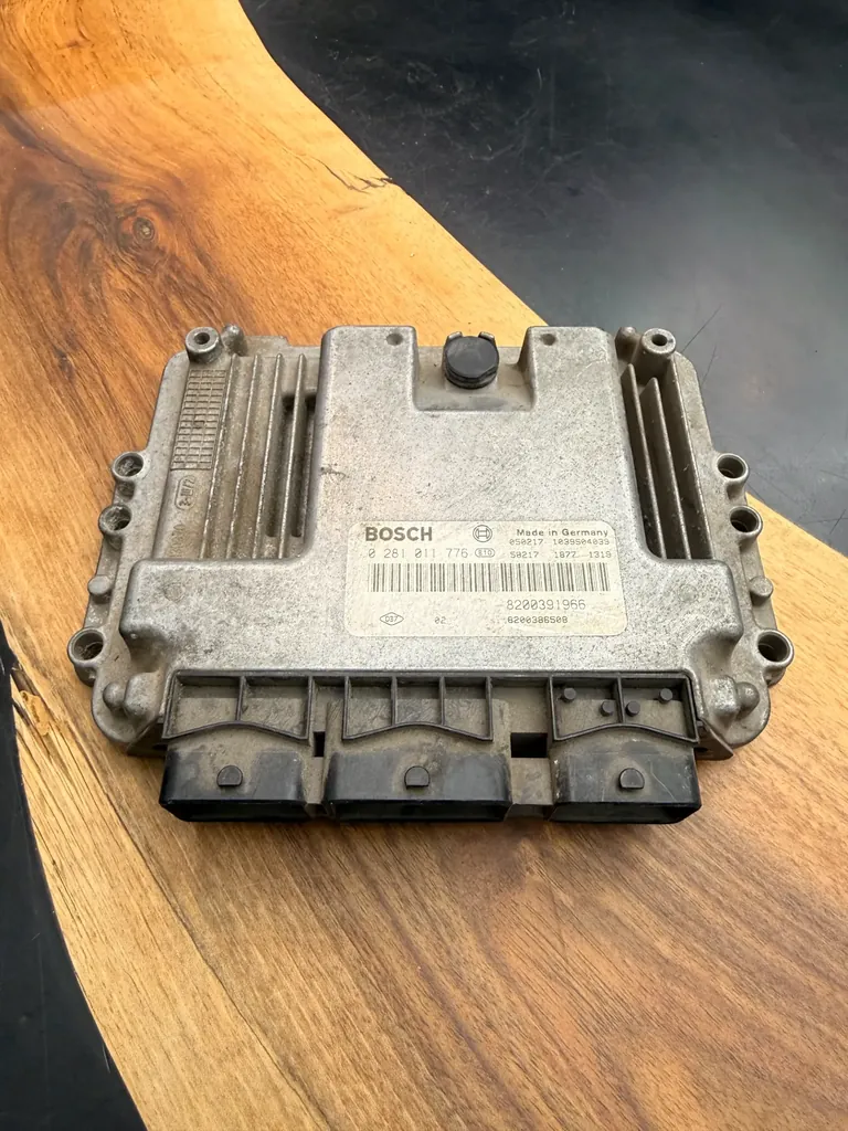 Calculateur Moteur I EDC16C3-10.22 | 0281011776 | 1039S04039 | 8200391966 | 8200386508